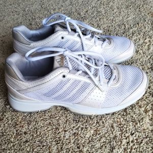 Adidas adiWEAR 6 Atheltic Shoe - 9